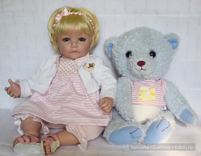 Кукла Адора " Костюм розовый с мишкой". Bear Necessities Adora doll 2010 года