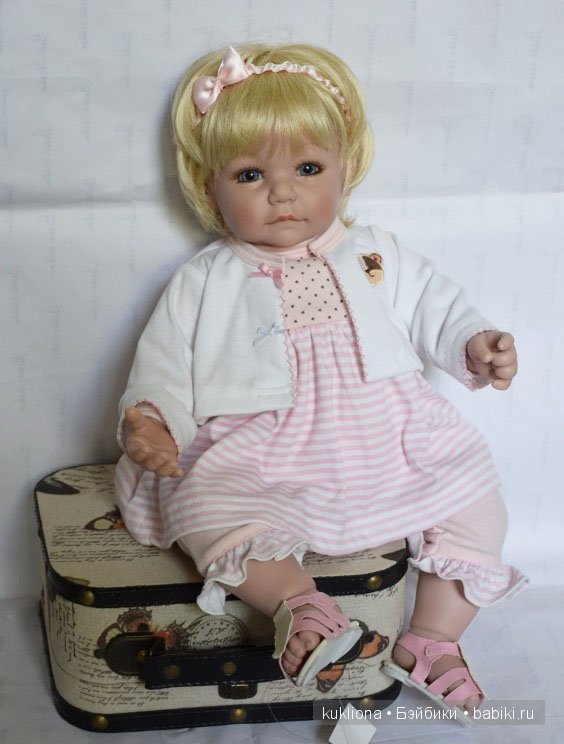 Кукла Адора " Костюм розовый с мишкой". Bear Necessities Adora doll 2010 года