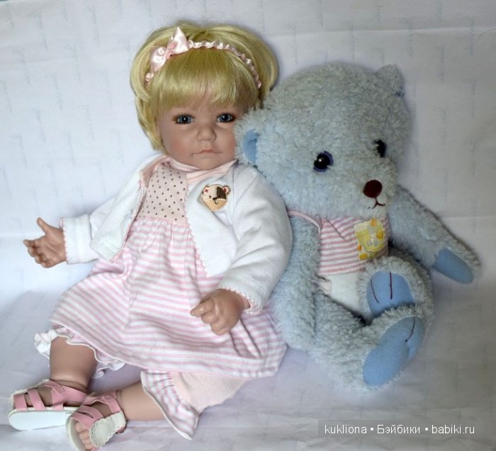 Кукла Адора " Костюм розовый с мишкой". Bear Necessities Adora doll 2010 года