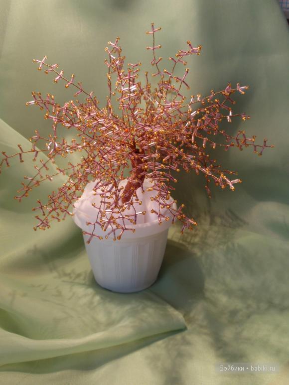 Деревце из стекляруса