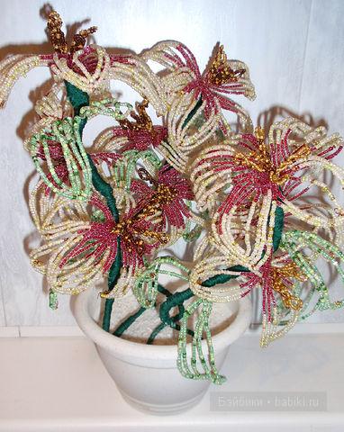 Деревья и цветы из бисера (фото 2)