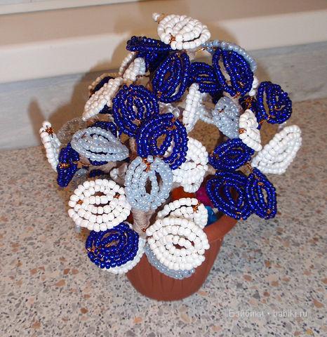 Деревья и цветы из бисера