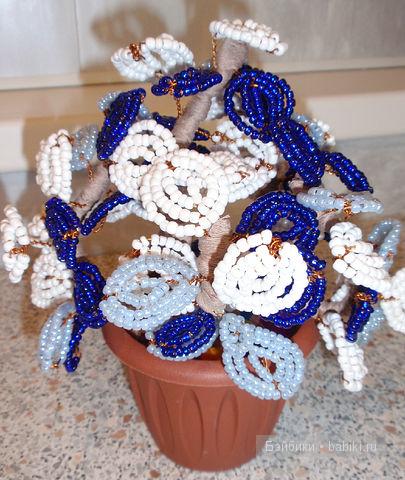 Деревья и цветы из бисера (фото 10)