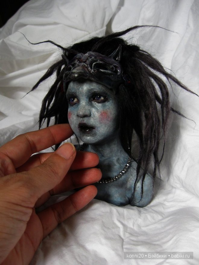 ника колинз