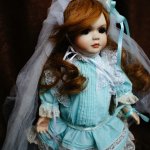 Зеленоглазое музыкальное чудо с настоящим сердцем.... Авторская необычная фарфоровая кукла