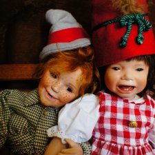 Парочка фарфоровых кукол  от Келли Руберт