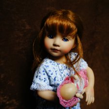 Маленькая виниловая куколка Лиза от автора Диана Эффнер - " Играем в дочки-матери"