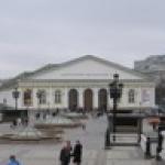 Медведи и их друзья на выставке "Искусство куклы" 2011