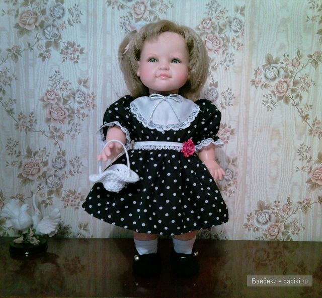 Юная цветочница Юная цветочница