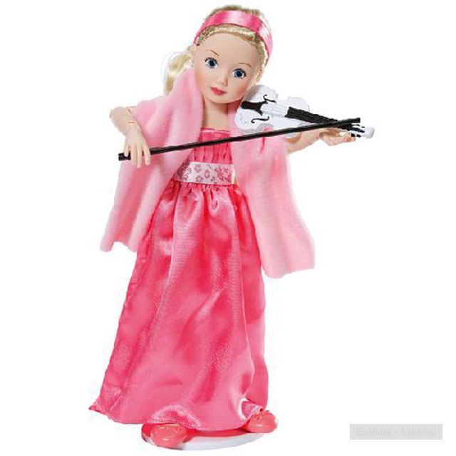 Прообраз Джолины в платье