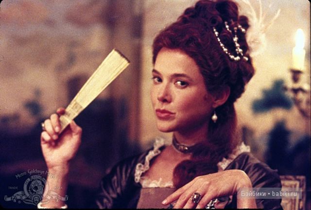 Актриса Аннет Бенинг в роли Актриса Аннет Бенинг в роли