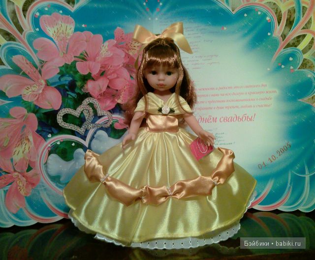 Куколка Белль на фоне Куколка Белль на фоне