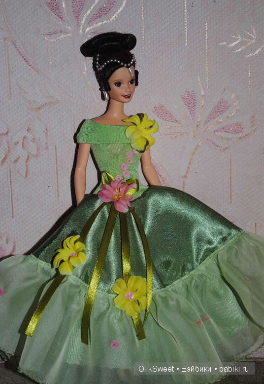 Зеленое платье эксклюзив