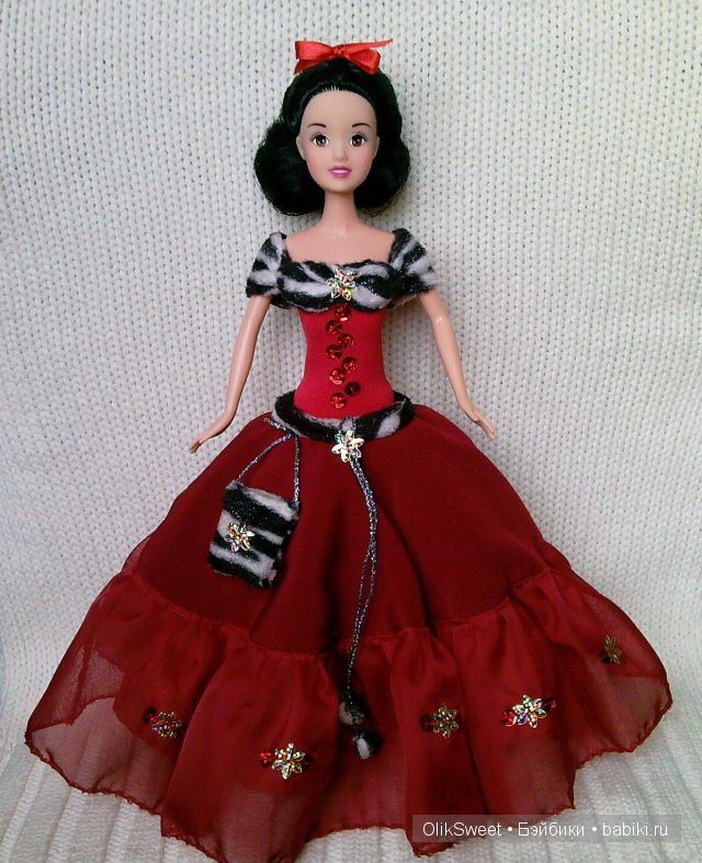 В красном во весь рост2