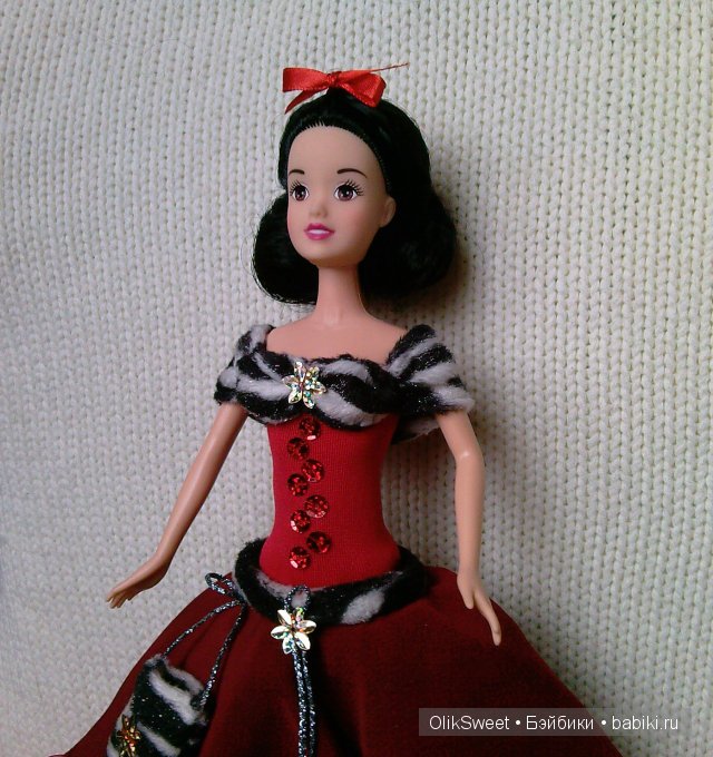 В красном - вид сбоку