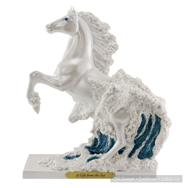 Лошадка из фарфора