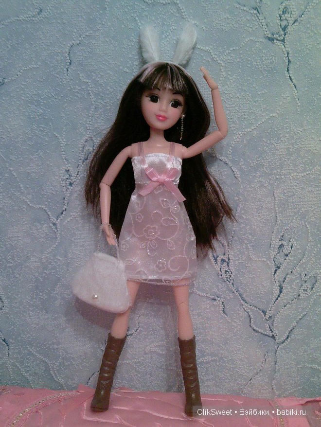 Морозный иней или два образа девушки-Зимы