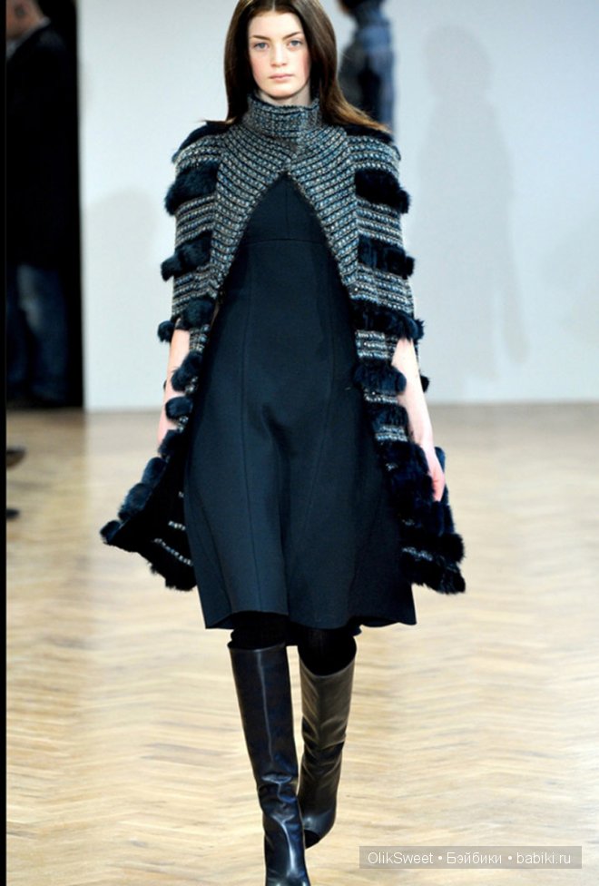 Путешествие в Англию: наряд c пелериной в стиле "Оксфорд"