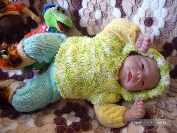 Наши вязалочки . Одежда для кукол реборн.