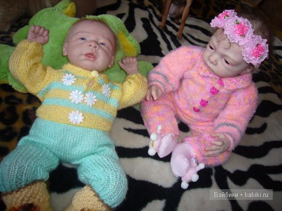 Наши вязалочки . Одежда для кукол реборн.