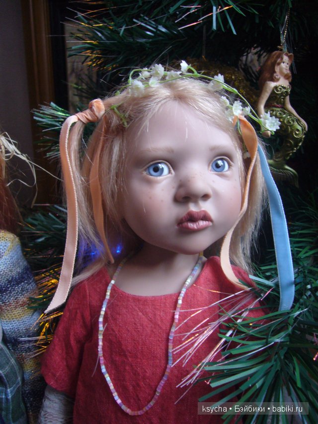 С наступившим Новым годом и с наступающим Рождеством