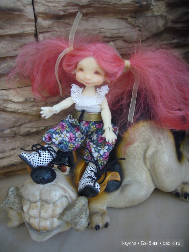 К нам приехал, к нам приехал... паричок для Сюзи (Susi Nefer Kane) (фото 4)