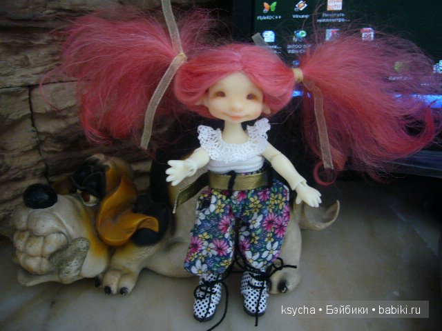 К нам приехал, к нам приехал... паричок для Сюзи (Susi Nefer Kane)