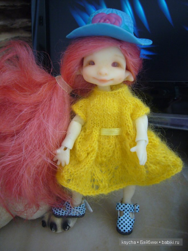 К нам приехал, к нам приехал... паричок для Сюзи (Susi Nefer Kane)