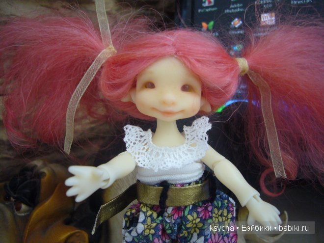 К нам приехал, к нам приехал... паричок для Сюзи (Susi Nefer Kane) (фото 2)