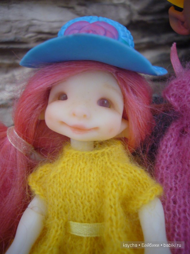 К нам приехал, к нам приехал... паричок для Сюзи (Susi Nefer Kane)