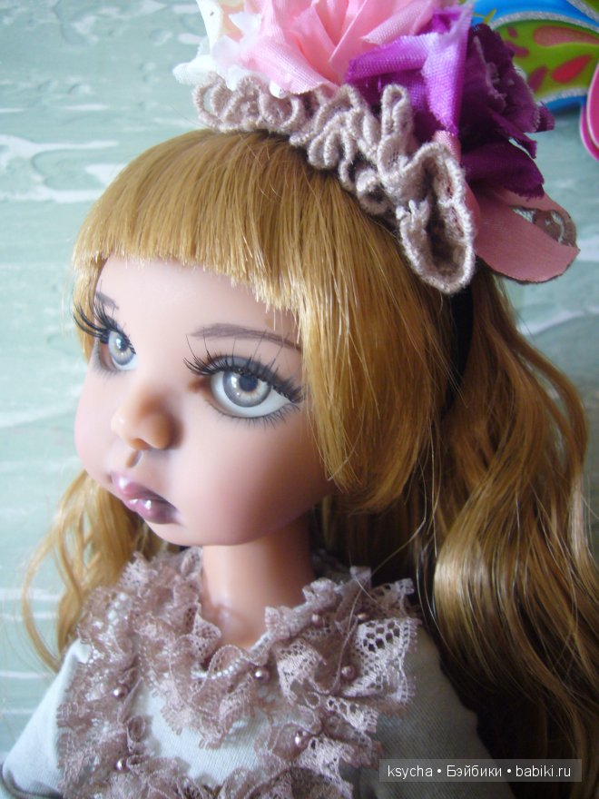 Фиона и пионы. Fiona Kim Lasher