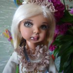 Фиона и пионы. Fiona Kim Lasher