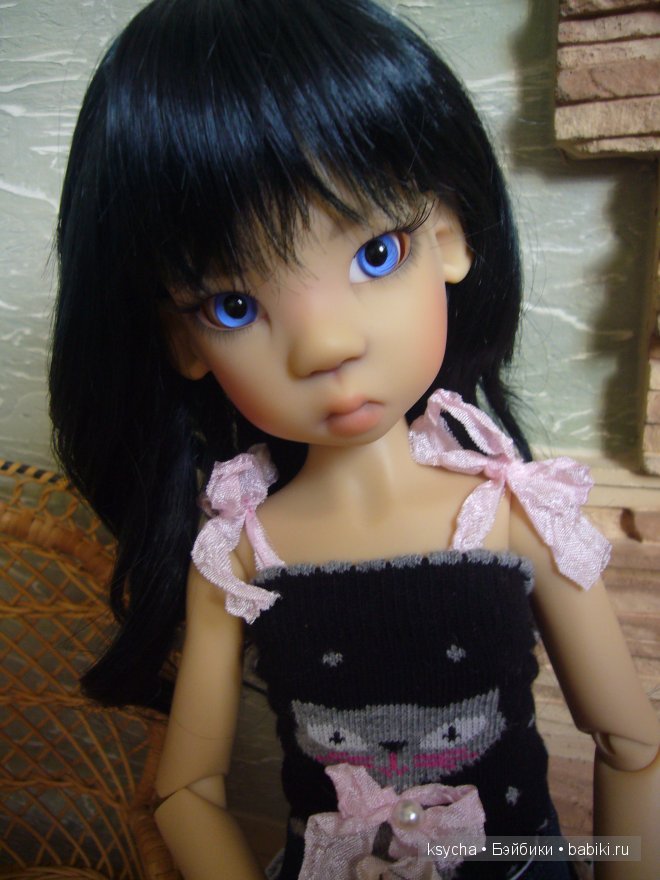 сестрички Лайла(Layla) Мики (Miki) Кайе Виггс