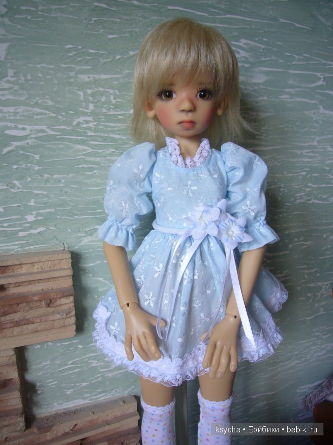 Nelli sankissed Kaye Wiggs