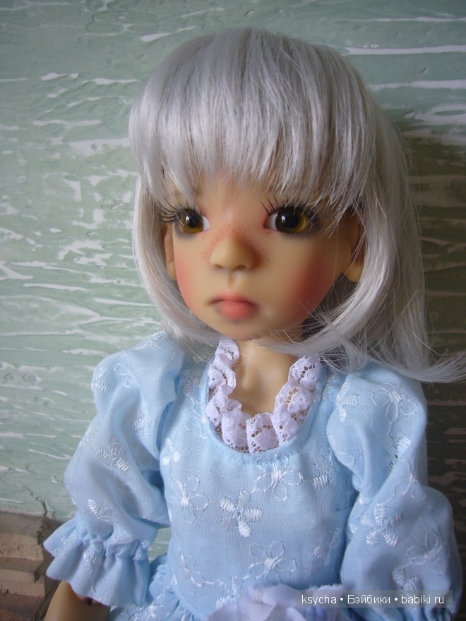 Nelli sankissed Kaye Wiggs