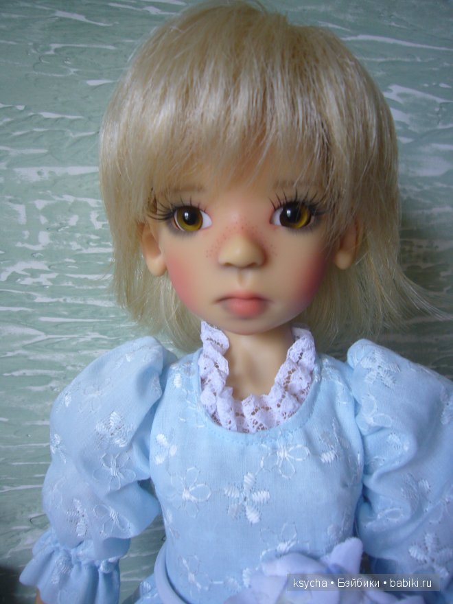 Nelli sankissed Kaye Wiggs