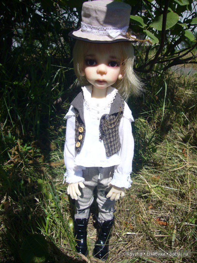 И снова ...Морис (Mauris от Kaye Wiggs)