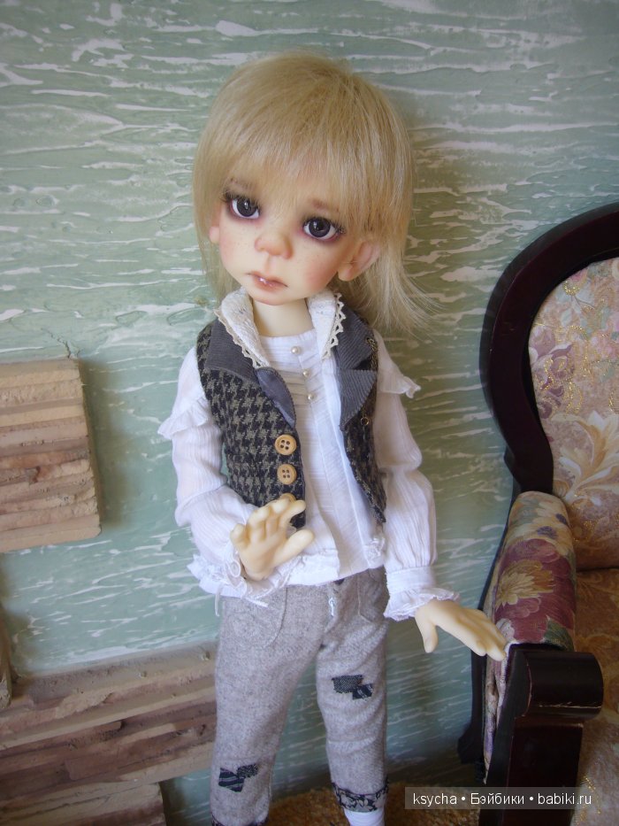 А ведь он обиделся. Mauris от Kaye Wiggs