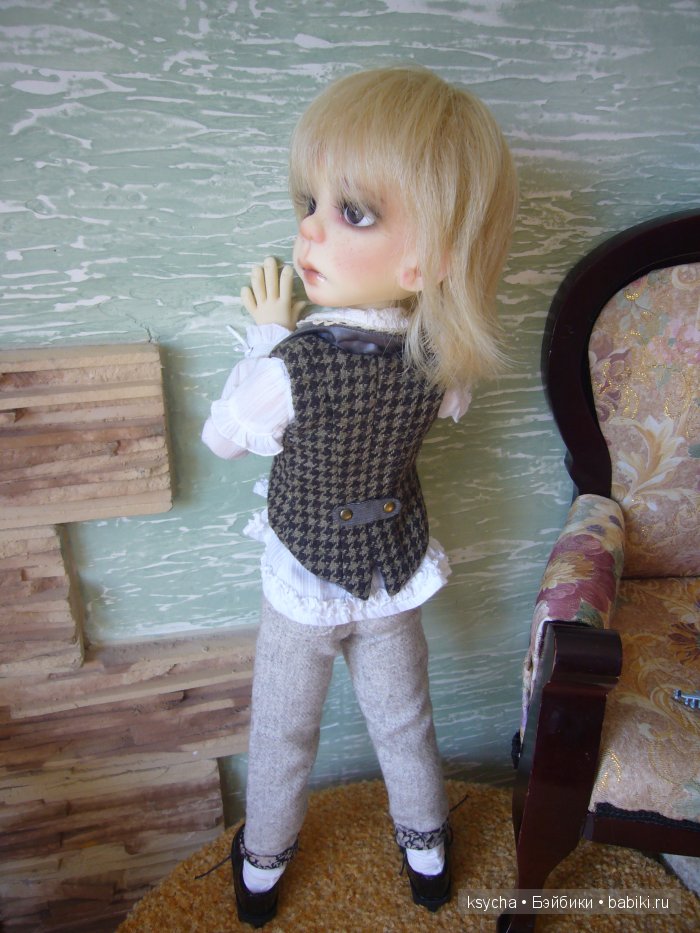 А ведь он обиделся. Mauris от Kaye Wiggs