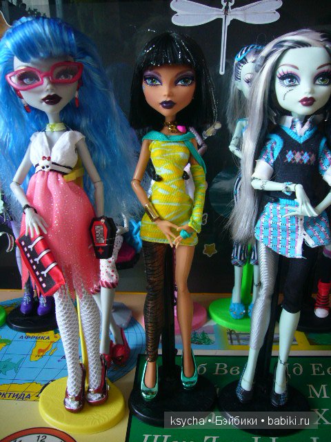 Дочина коллекция кукол Монстр Хай