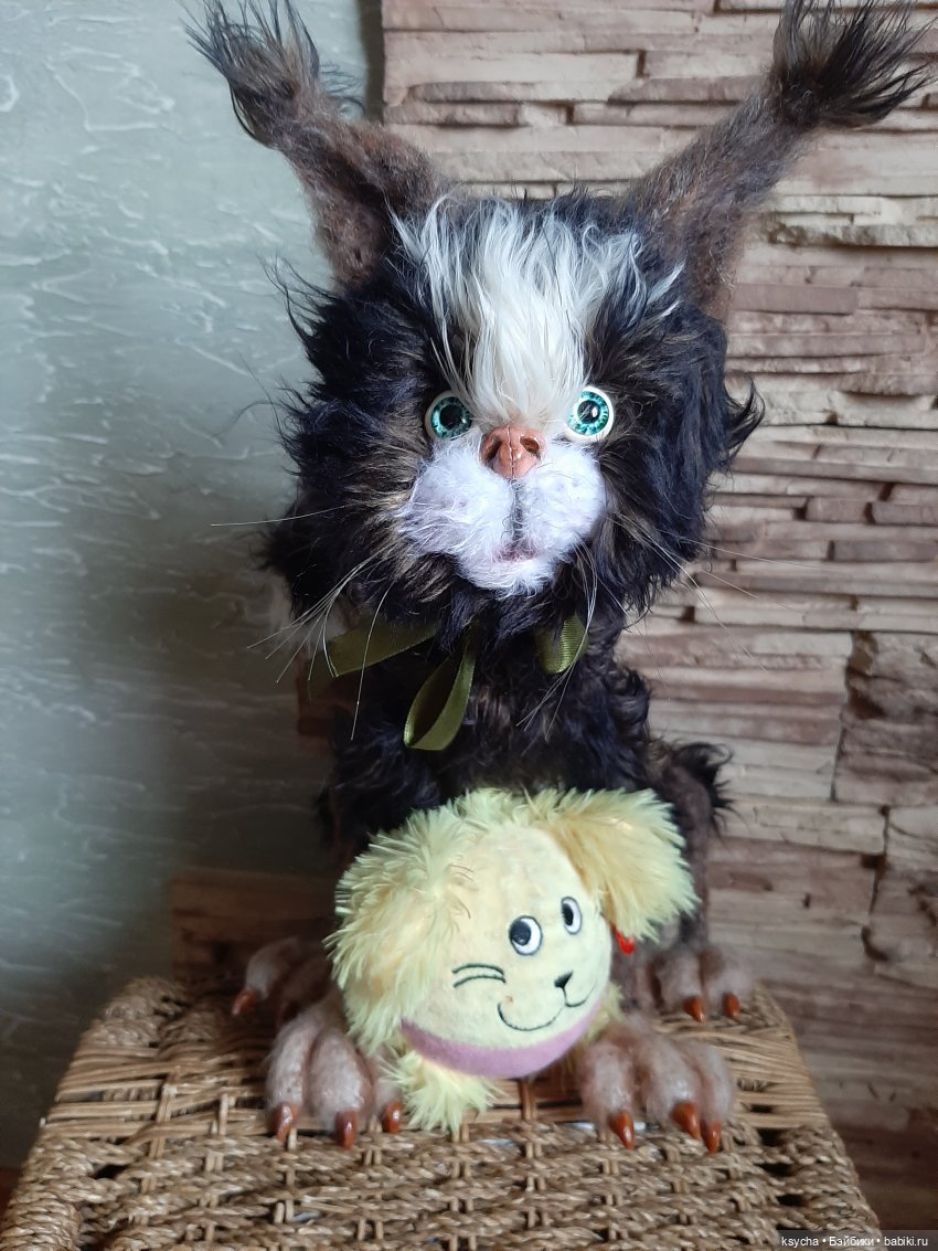 Без кота и жизнь не та — Домашние фото авторских игрушек: Тедди