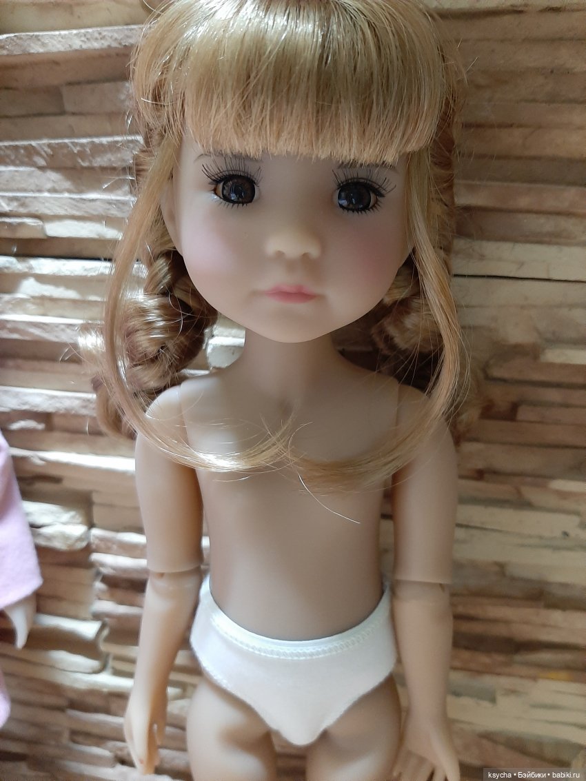 Аннушка от Rubi Red — Куклы Ruby Red (Руби Ред) Fashion Friends: Siblies (фото 2)