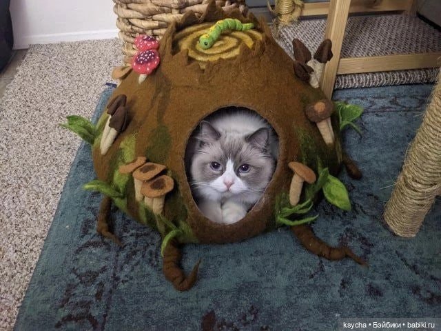 Волшебство из войлока — Авторские украшения и аксессуары для кукол: фото (фото 9)