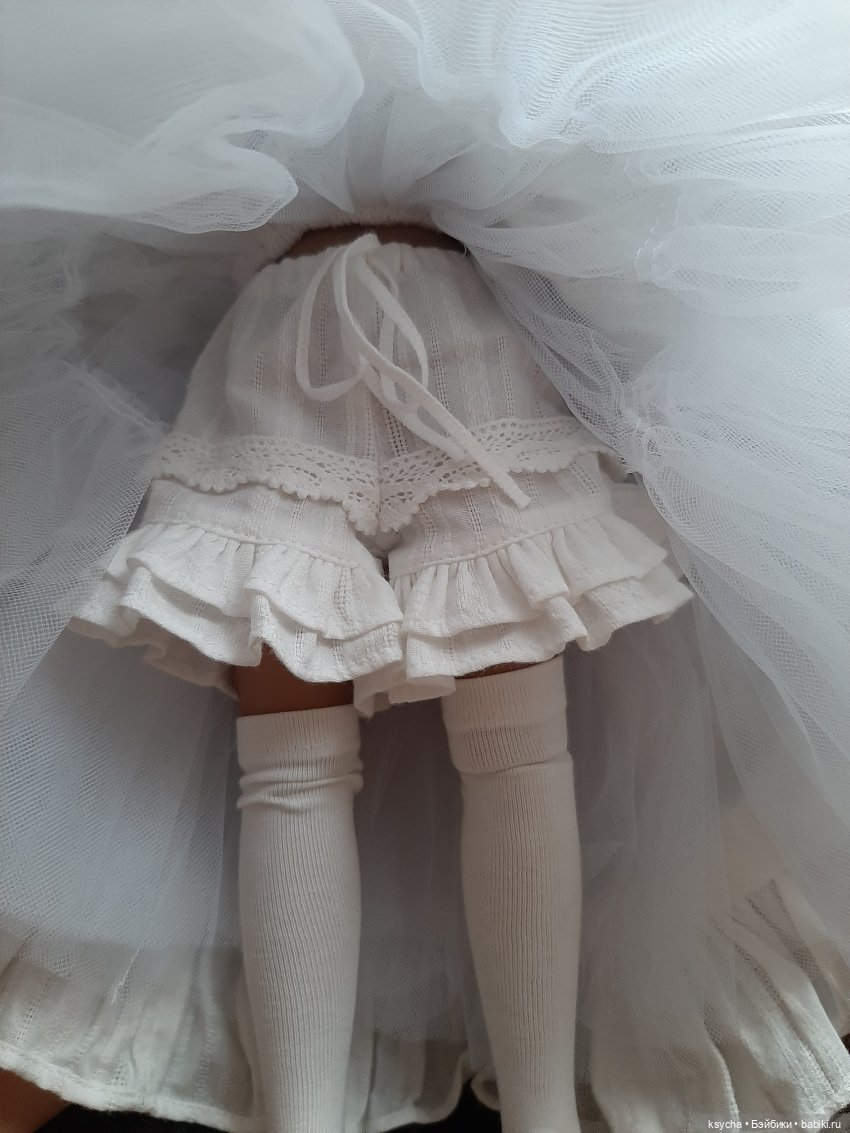 .....Роза — Куклы Ruby Red (Руби Ред) Fashion Friends: Siblies (фото 8)