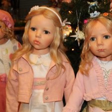 Новогодняя елка с моими куклами от Hildegard Gunzel