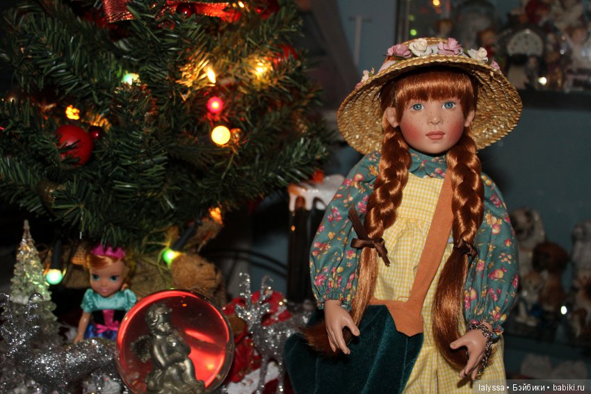 Энн Ширли под елкой. Коллекционная кукла от Helen Kish (фото 8)