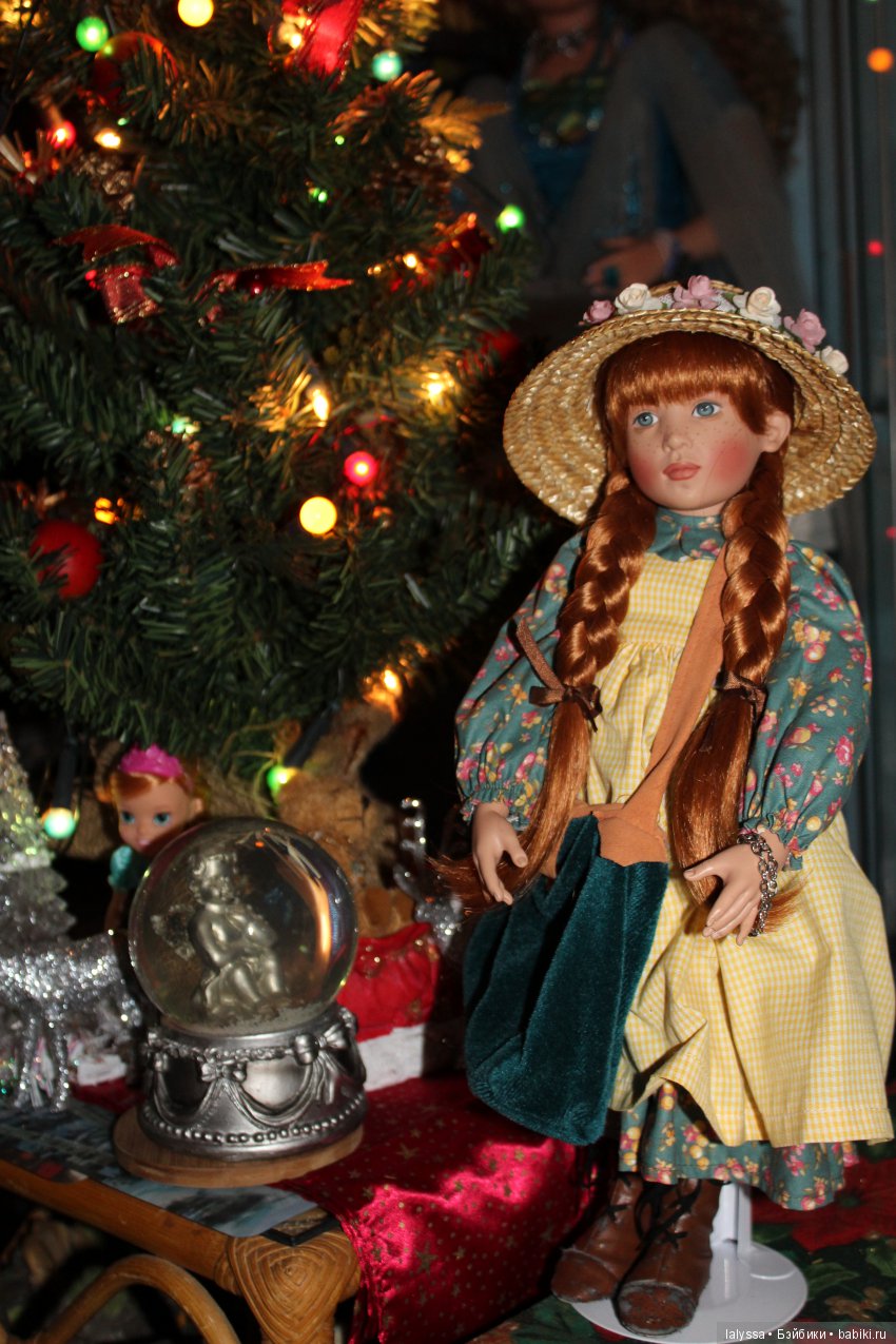 Энн Ширли под елкой. Коллекционная кукла от Helen Kish (фото 10)