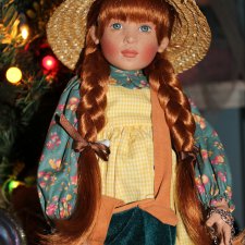 Энн Ширли под елкой. Коллекционная кукла от Helen Kish