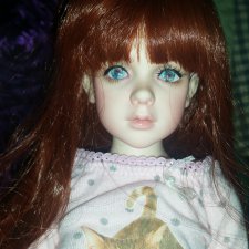 В поисках образа. Розочка примеряет парички. Опросник