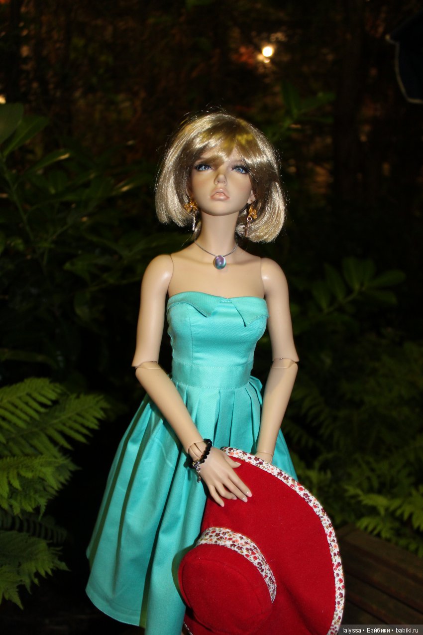 А вы любите смотреть на звезды? Вечерняя прогулка с Бианкой